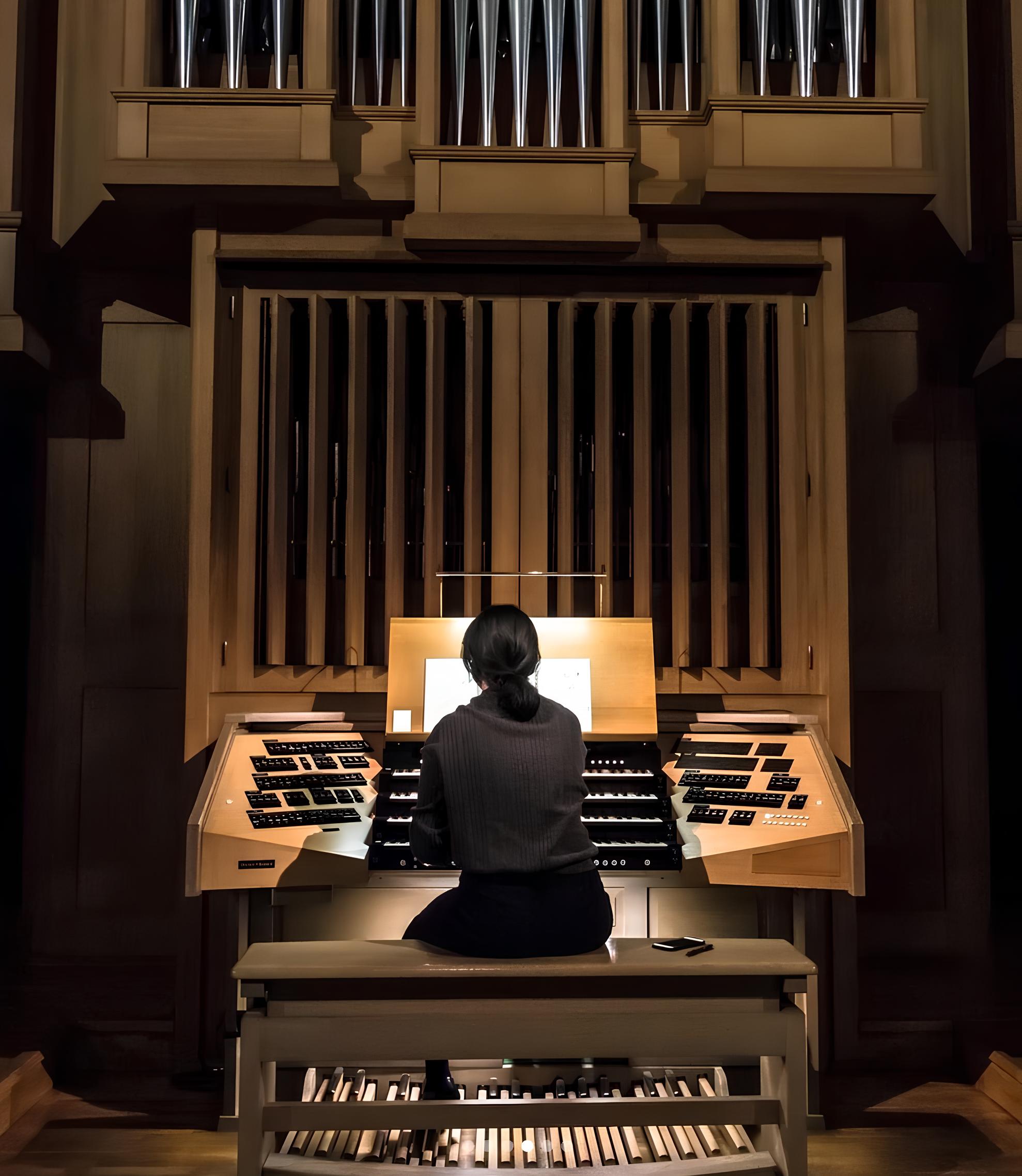 RASSEGNE / A INNER_SPACES  C’E’ IL “MISERERE” DI SARAH DAVACHI (PREMIATA ALLA BIENNALE)